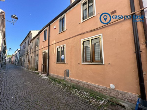 casa indipendente in vendita ad Adria