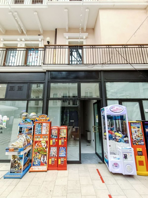 locale commerciale in vendita ad Adria