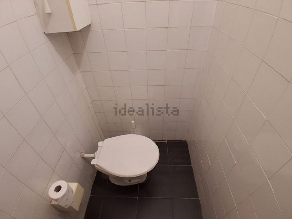 locale commerciale in vendita ad Adria