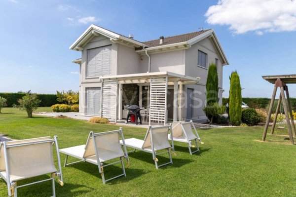 casa indipendente in vendita ad Adria