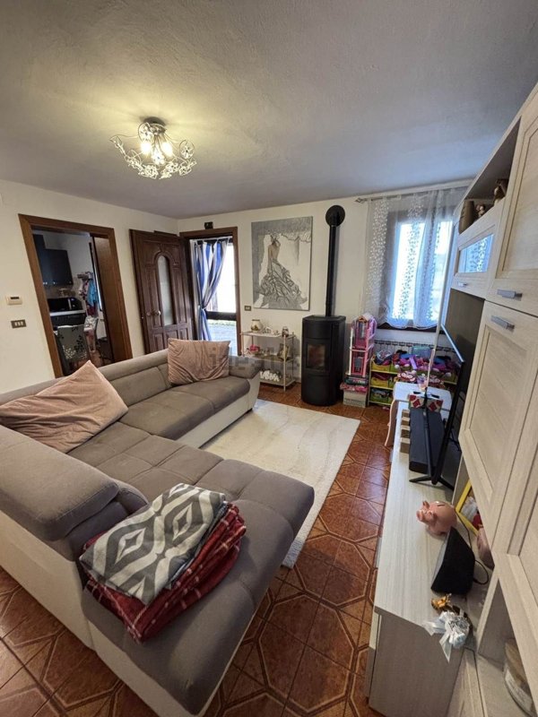 casa indipendente in vendita ad Adria