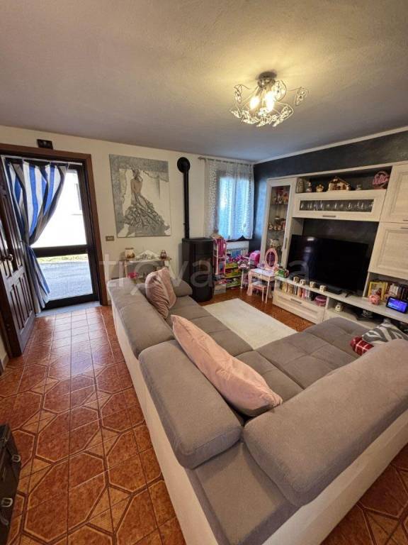casa indipendente in vendita ad Adria