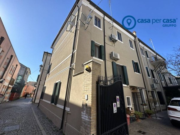 casa indipendente in vendita ad Adria