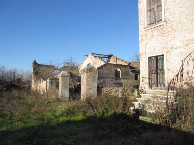 casa indipendente in vendita ad Adria