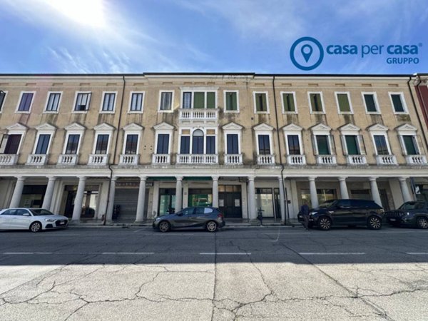 appartamento in vendita ad Adria