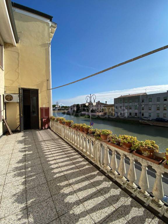 casa indipendente in vendita ad Adria