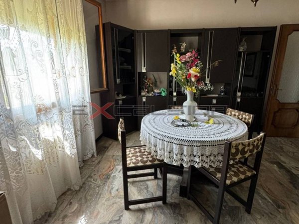 casa indipendente in vendita ad Adria