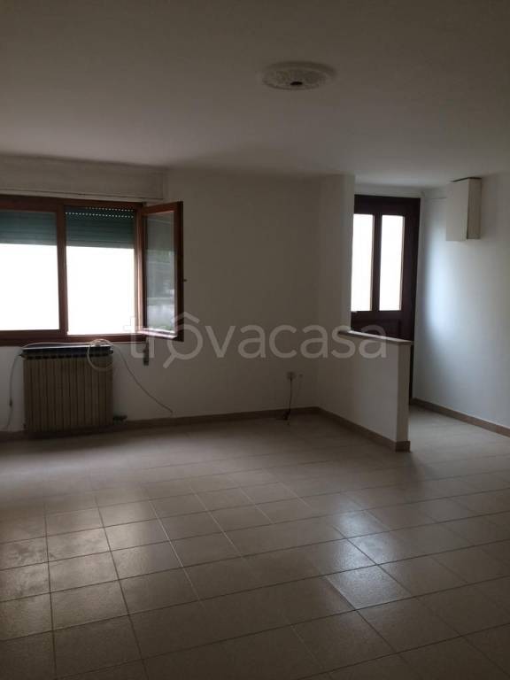 casa indipendente in vendita ad Adria