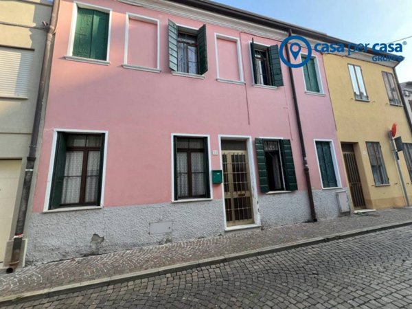 casa indipendente in vendita ad Adria