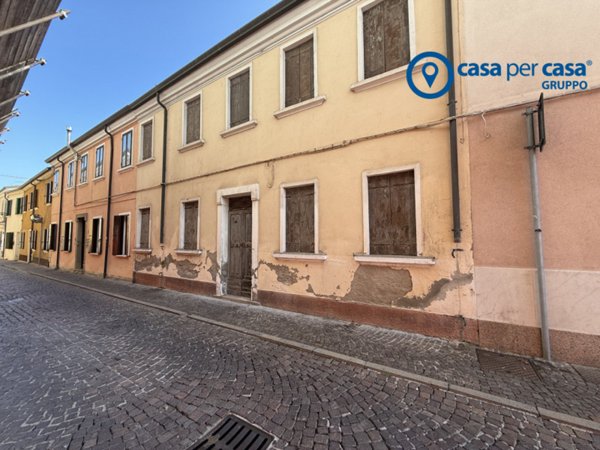 casa indipendente in vendita ad Adria