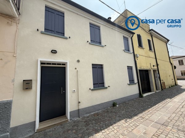casa indipendente in vendita ad Adria