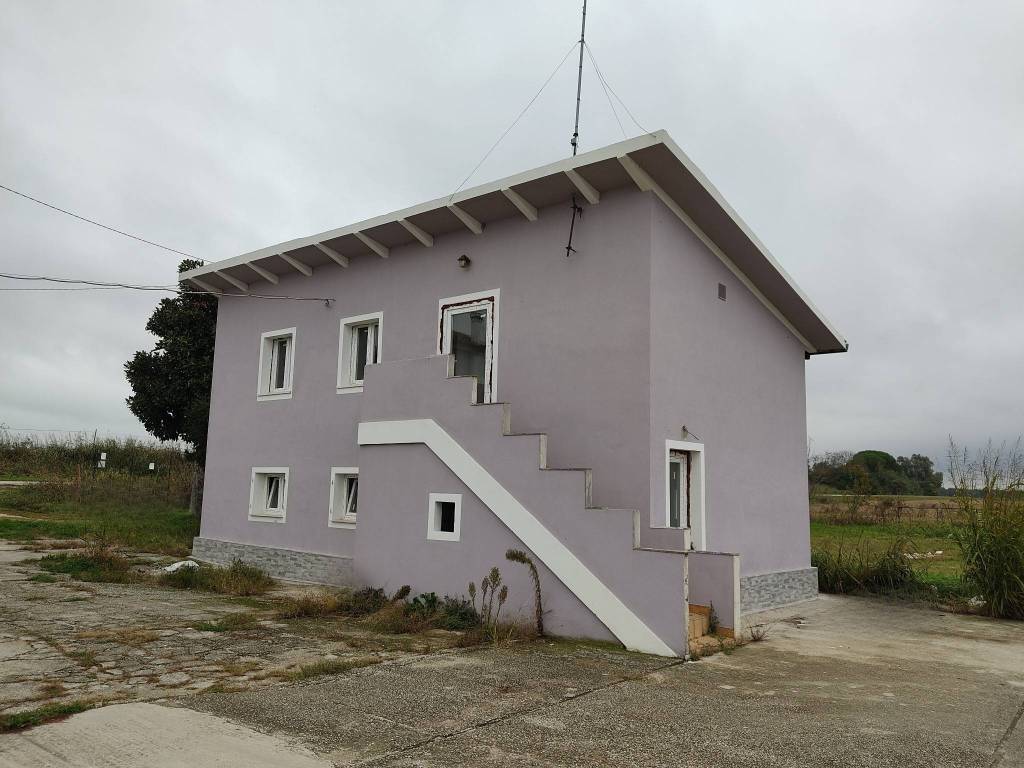 casa indipendente in vendita ad Adria in zona Ca' Emo
