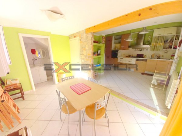 casa indipendente in vendita ad Adria