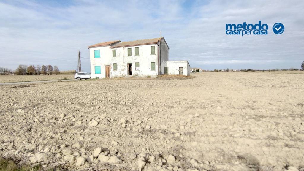 casa indipendente in vendita ad Adria in zona Bellombra