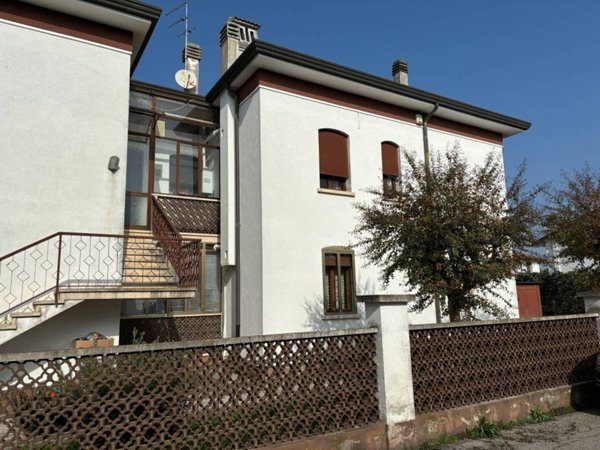 appartamento in vendita ad Adria