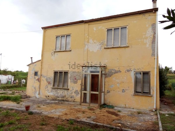 casa indipendente in vendita ad Adria