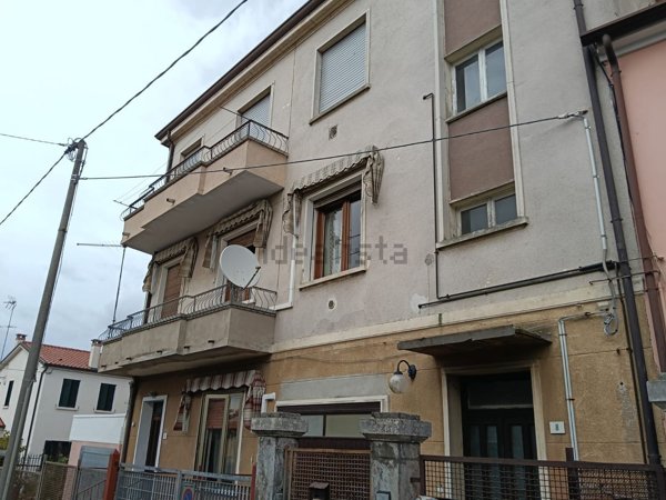 appartamento in vendita ad Adria