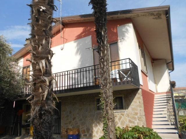 casa indipendente in vendita ad Adria