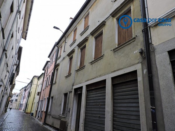 appartamento in vendita ad Adria