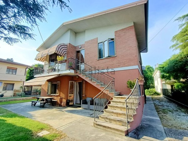casa indipendente in vendita ad Adria