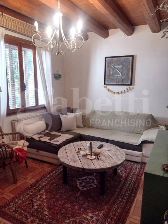 casa indipendente in vendita ad Adria