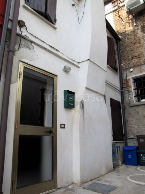 casa indipendente in vendita ad Adria