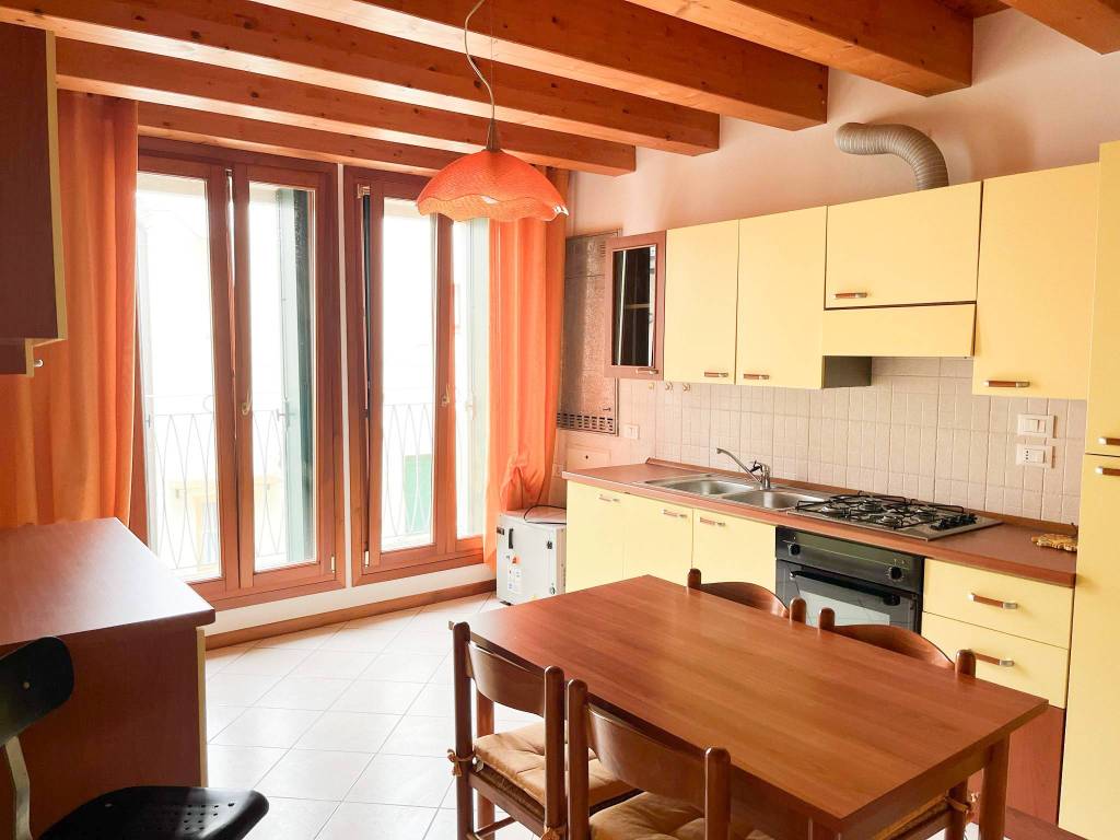 appartamento in vendita ad Adria