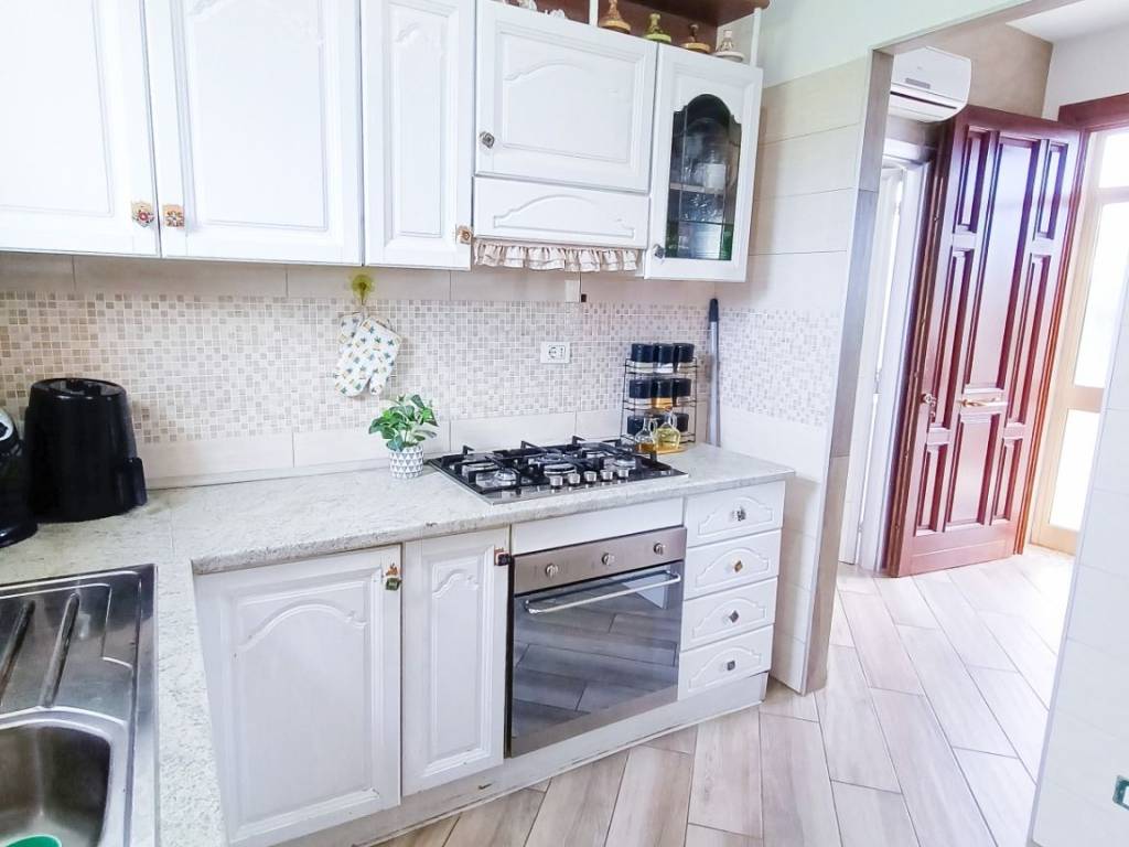 casa indipendente in vendita ad Adria in zona Bottrighe