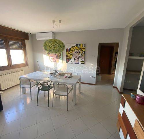 casa indipendente in vendita ad Adria