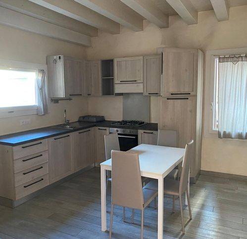 casa indipendente in vendita ad Adria