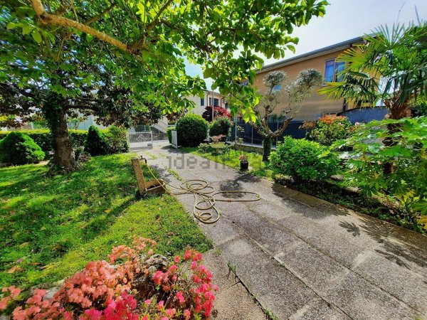 casa indipendente in vendita ad Adria