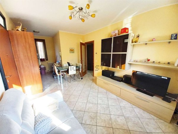 casa indipendente in vendita ad Adria