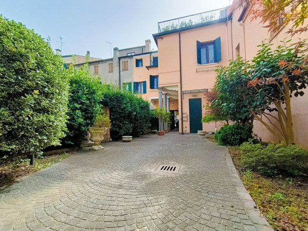 casa indipendente in vendita ad Adria