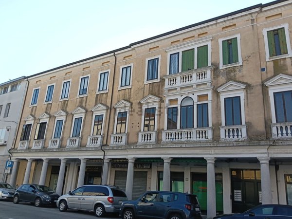 appartamento in vendita ad Adria
