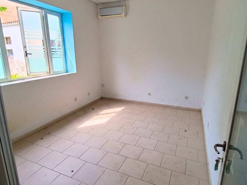 ufficio in vendita ad Adria