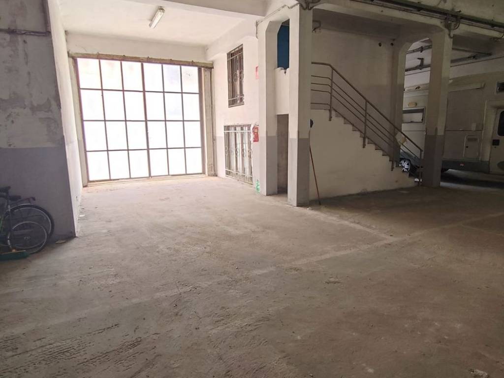 locale commerciale in vendita ad Adria