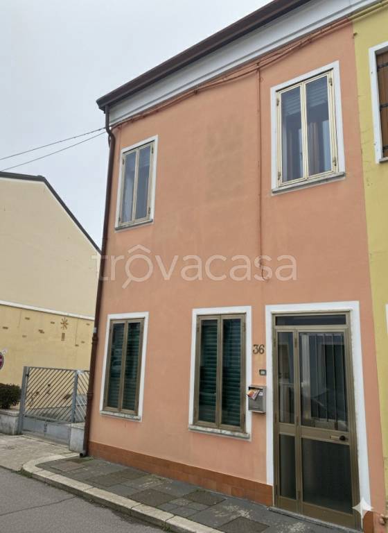 casa indipendente in vendita ad Adria