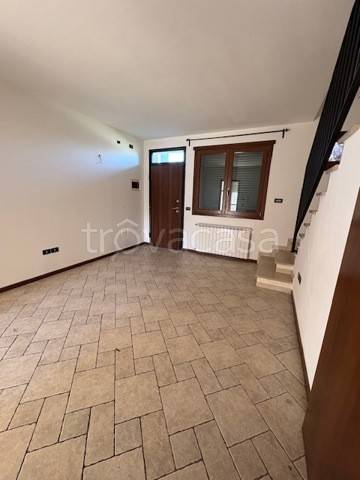 casa indipendente in vendita ad Adria