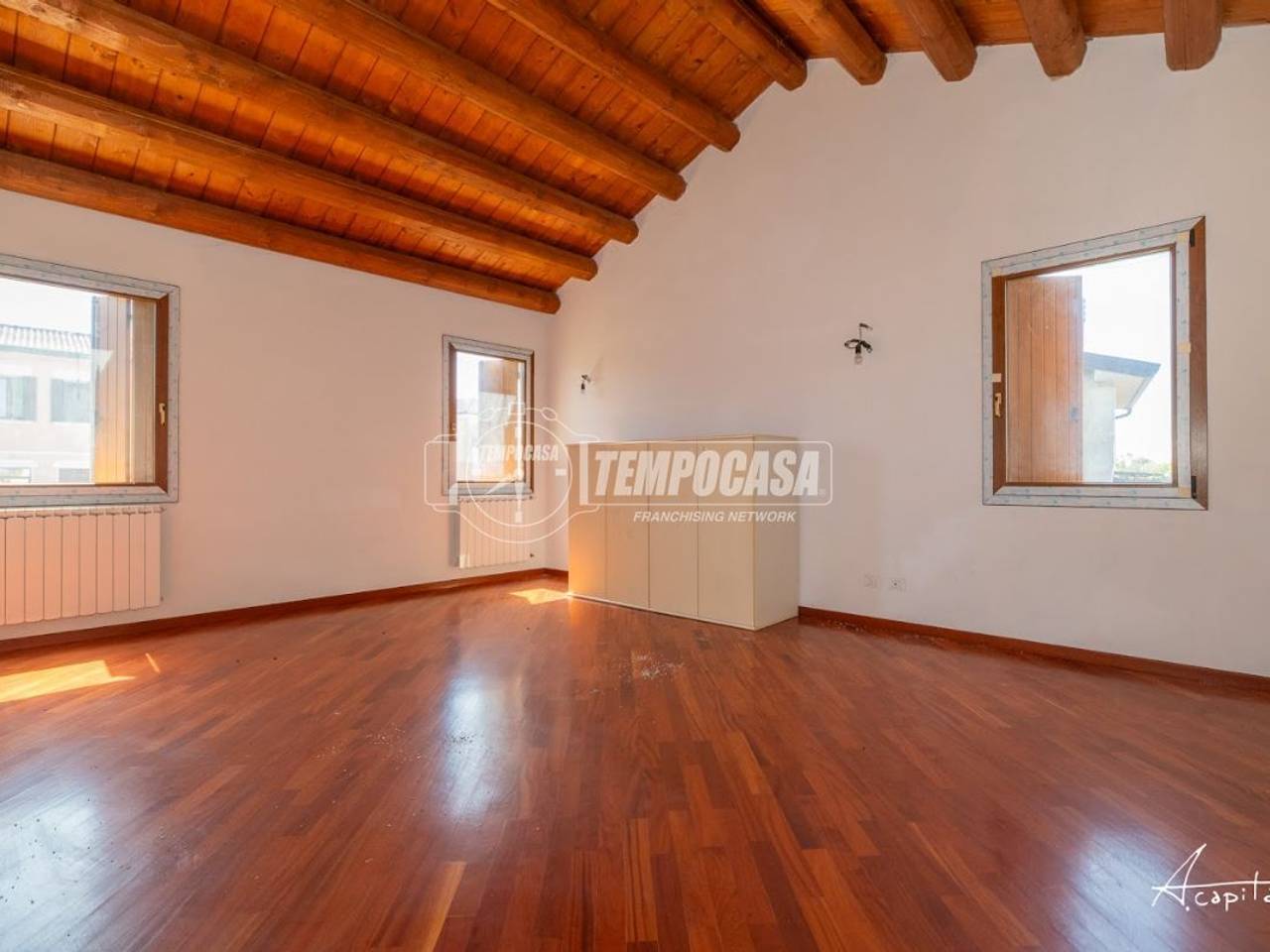 casa indipendente in vendita ad Adria in zona Bottrighe