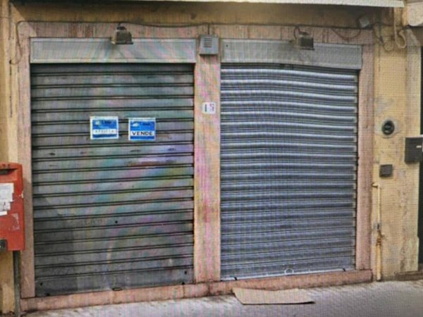 negozio in vendita ad Adria