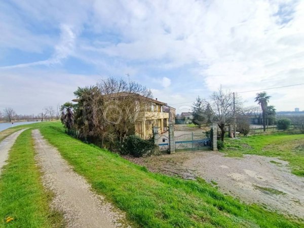 appartamento in vendita ad Adria