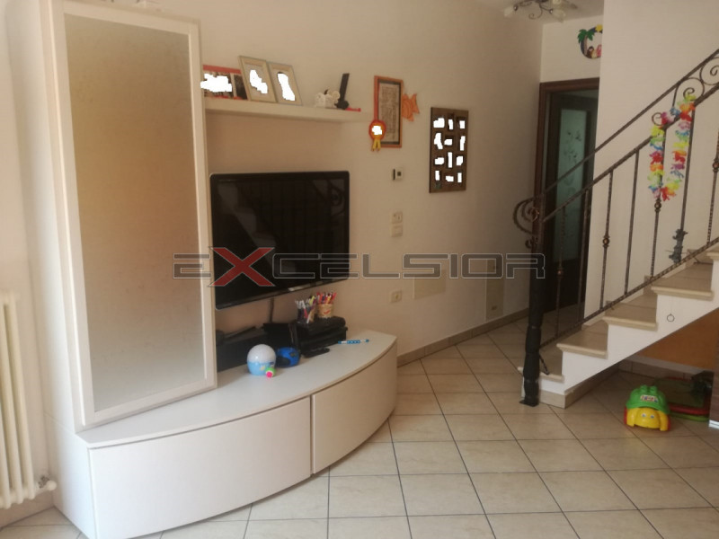 casa indipendente in vendita ad Adria