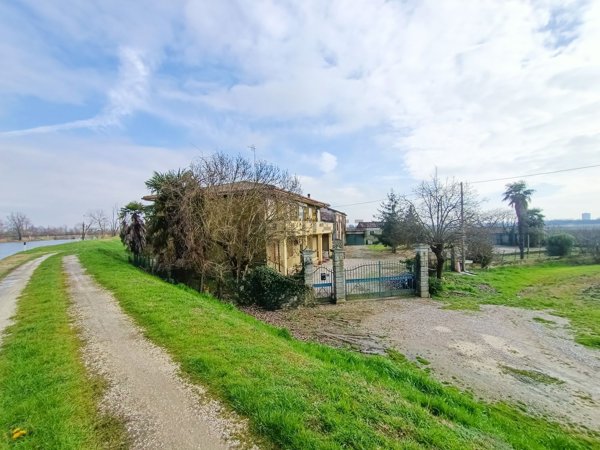 appartamento in vendita ad Adria
