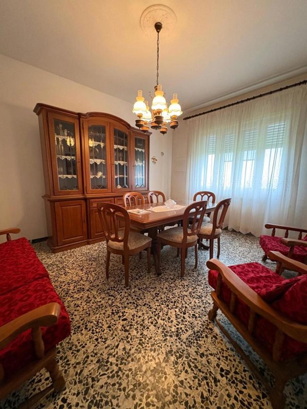 casa indipendente in vendita ad Adria in zona Bellombra