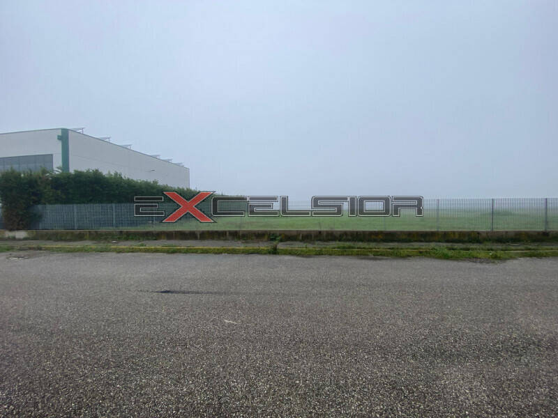 terreno edificabile in vendita ad Adria in zona Bottrighe