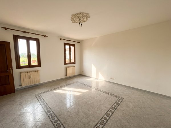 casa indipendente in vendita ad Adria
