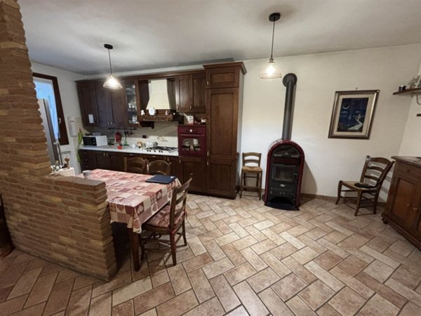casa indipendente in vendita ad Adria