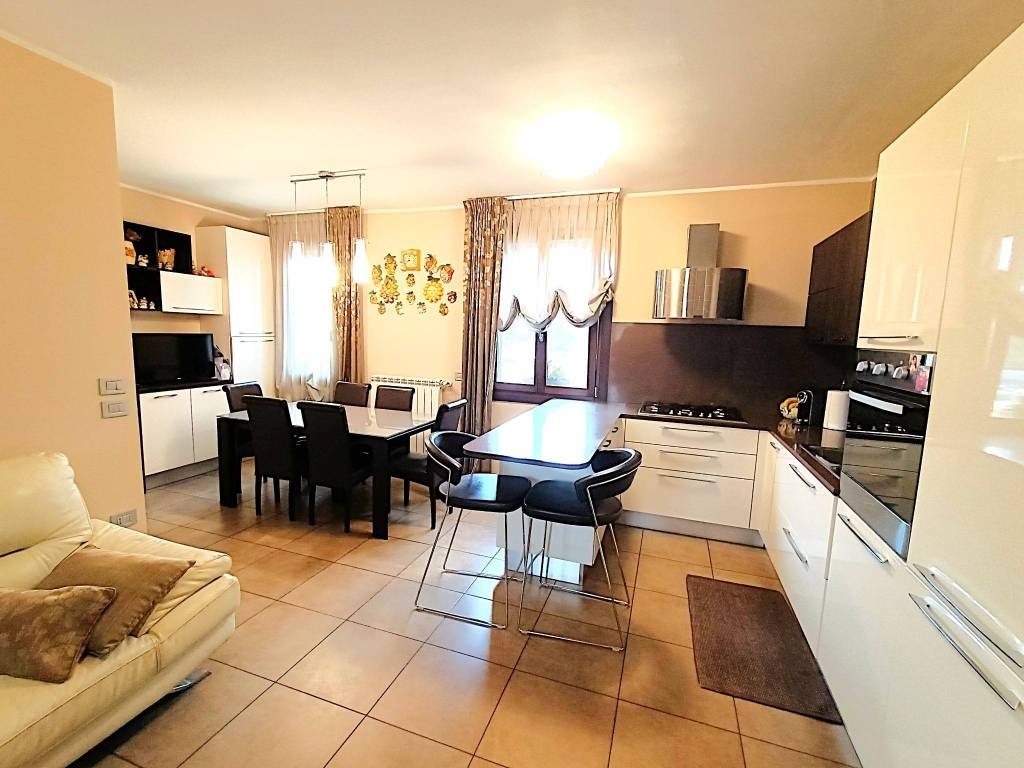appartamento in vendita ad Adria