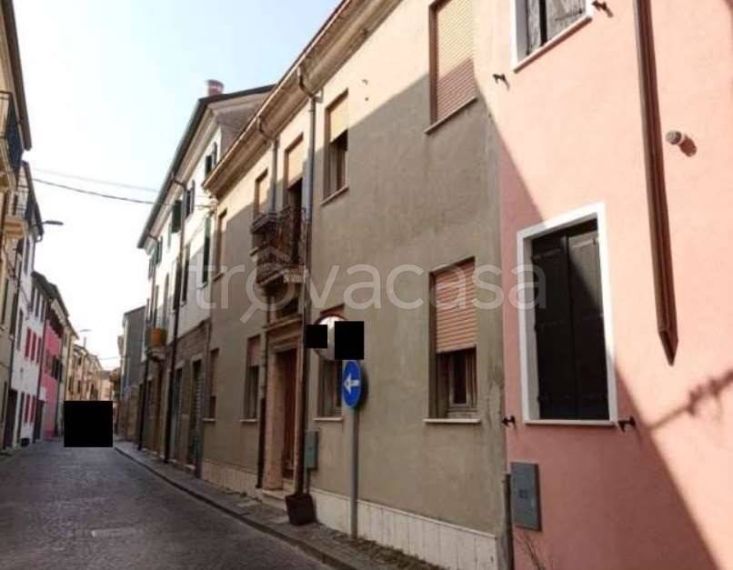 appartamento in vendita ad Adria