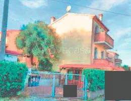 appartamento in vendita ad Adria in zona Valliera